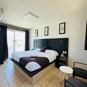 Habitación con Cama King